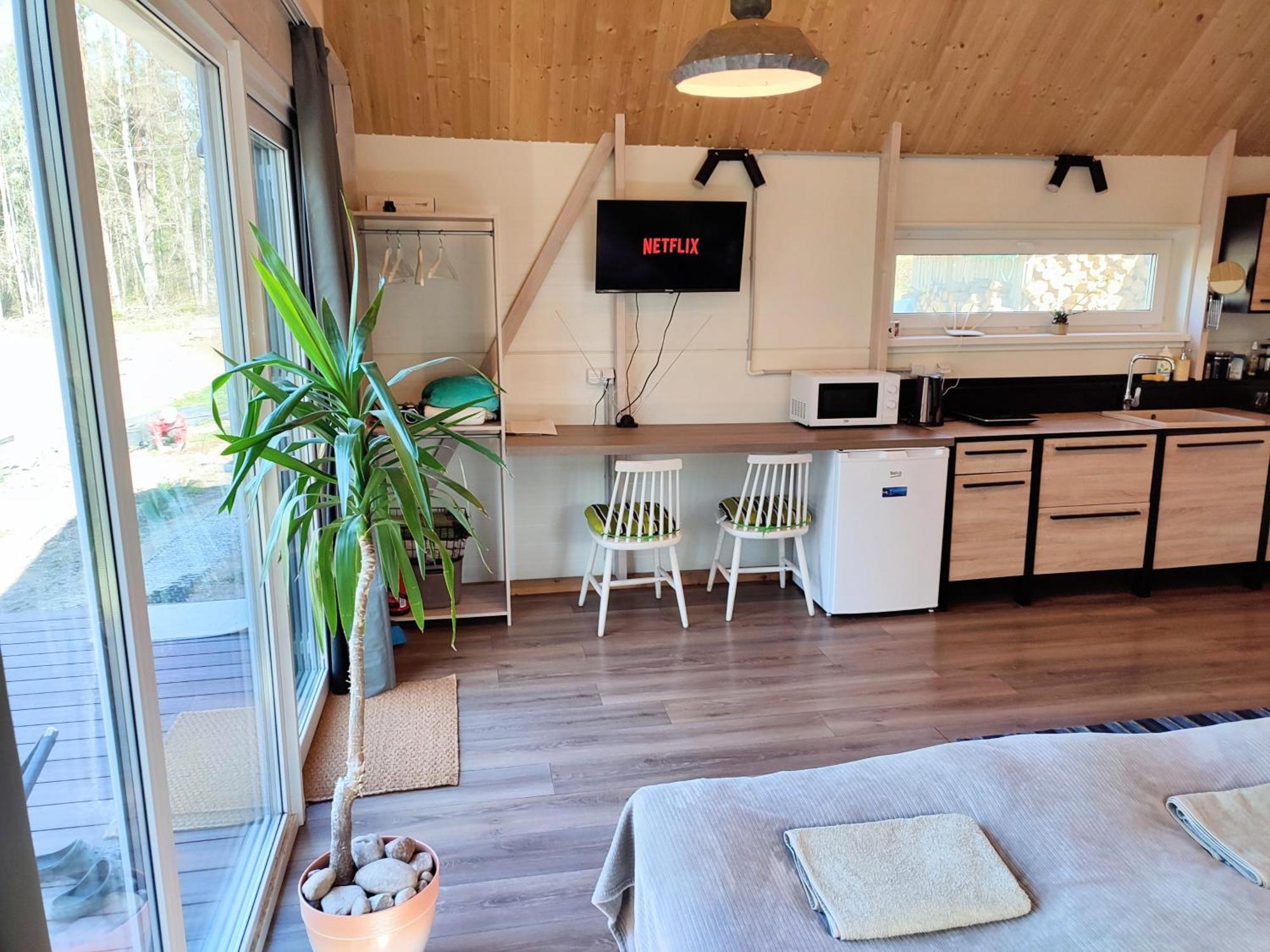 Modern Sauna Cabin In Horse Ranch Liyeplauke Екстер'єр фото