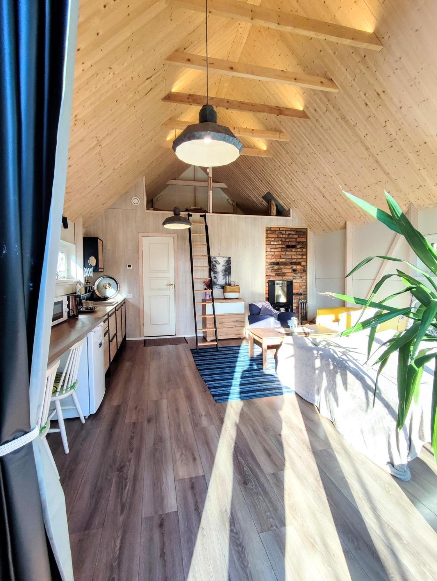 Modern Sauna Cabin In Horse Ranch Liyeplauke Екстер'єр фото