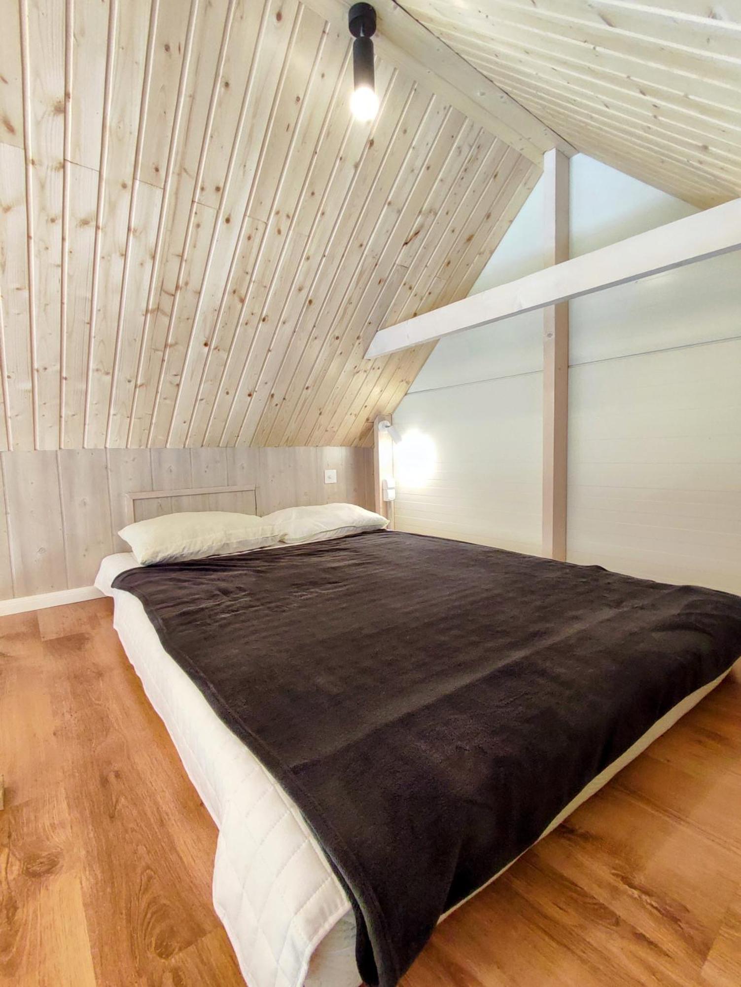 Modern Sauna Cabin In Horse Ranch Liyeplauke Екстер'єр фото